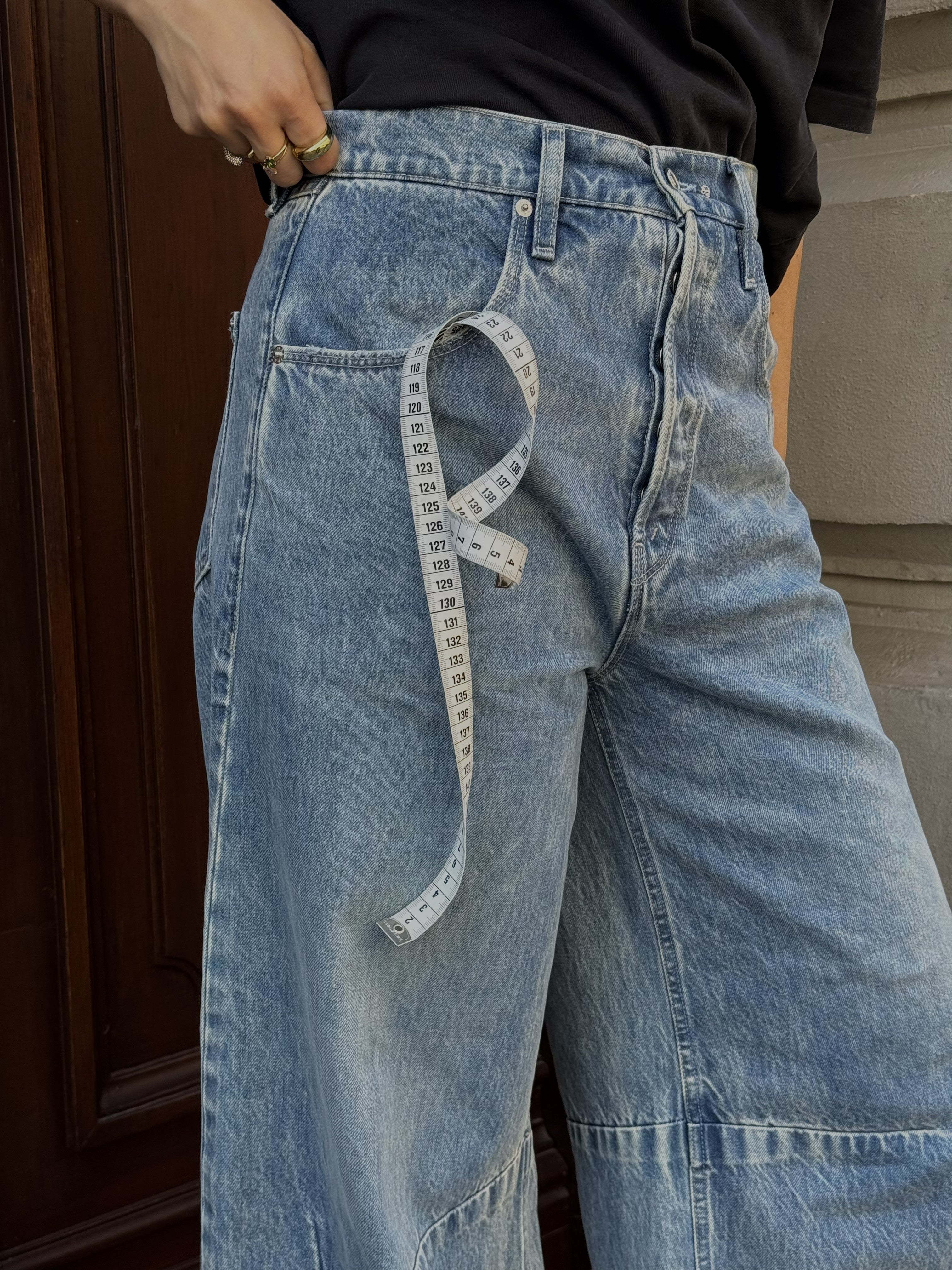 Denim mit Maßband