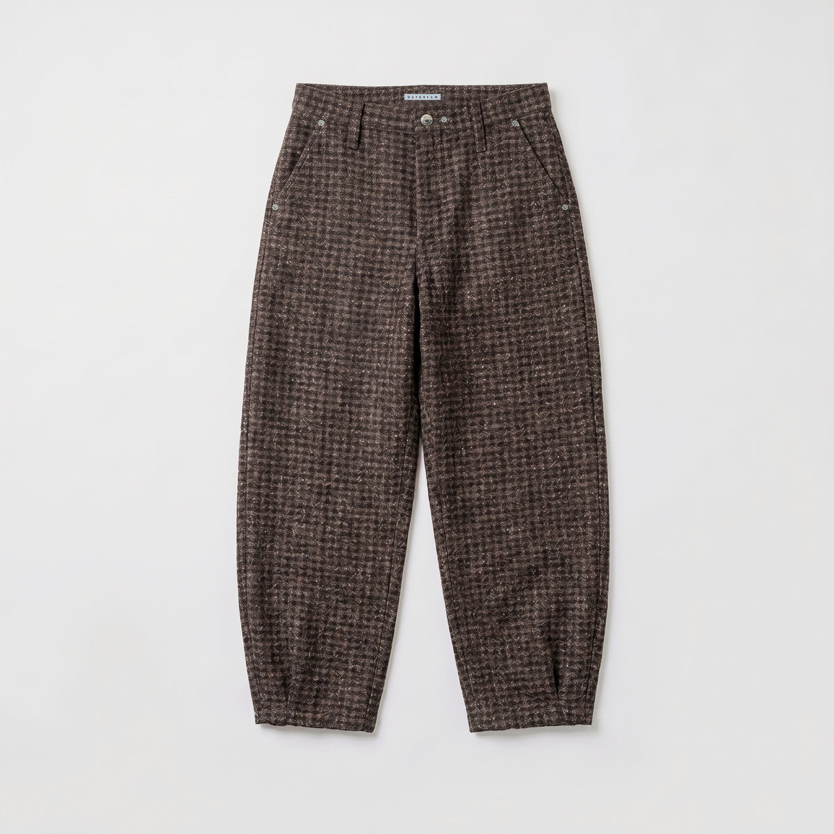 Relaxed trousers in premium bonding quality. | TWIST sports | coffee houndstooth | Front view of bust