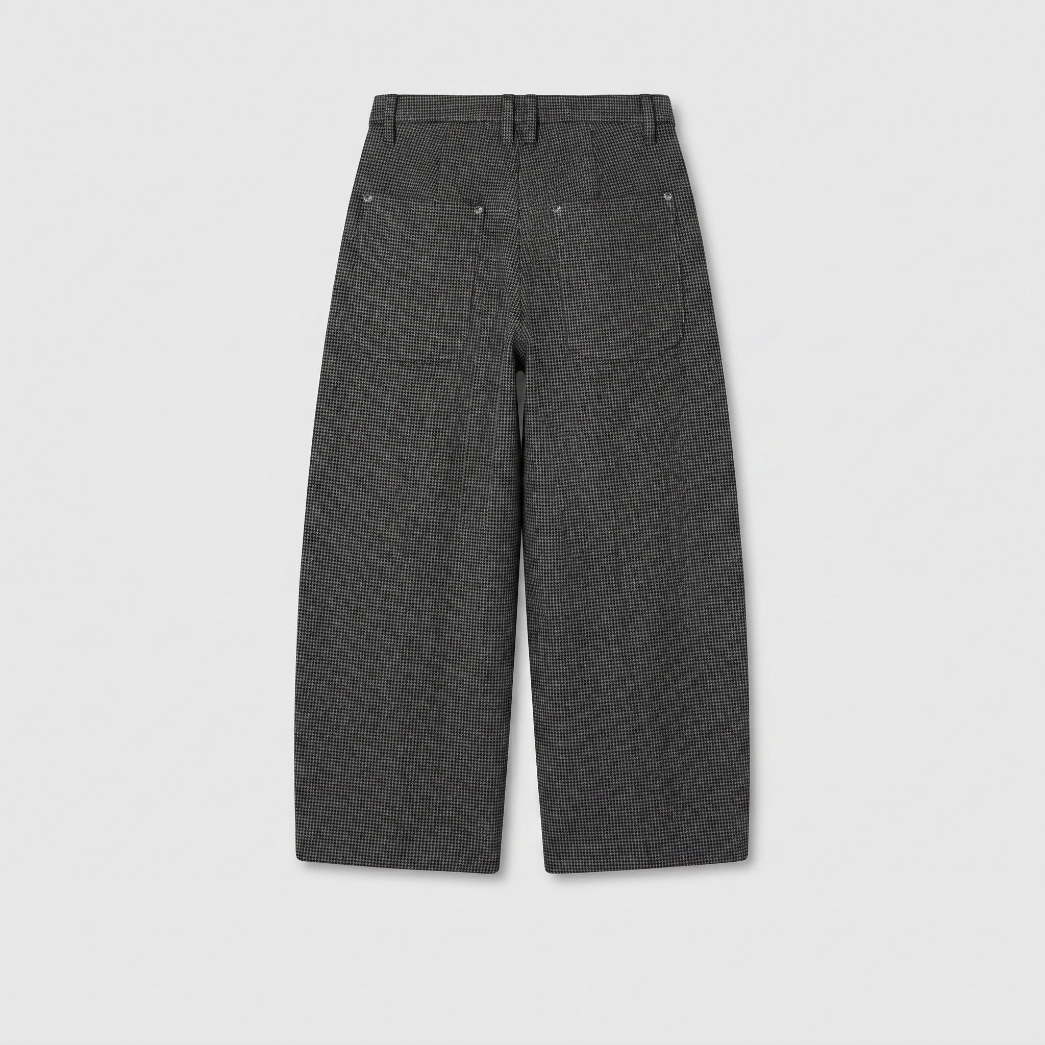 Relaxed jump-in trousers made of premium jersey. | MILTON | smoke houndstooth | Back view of bust
